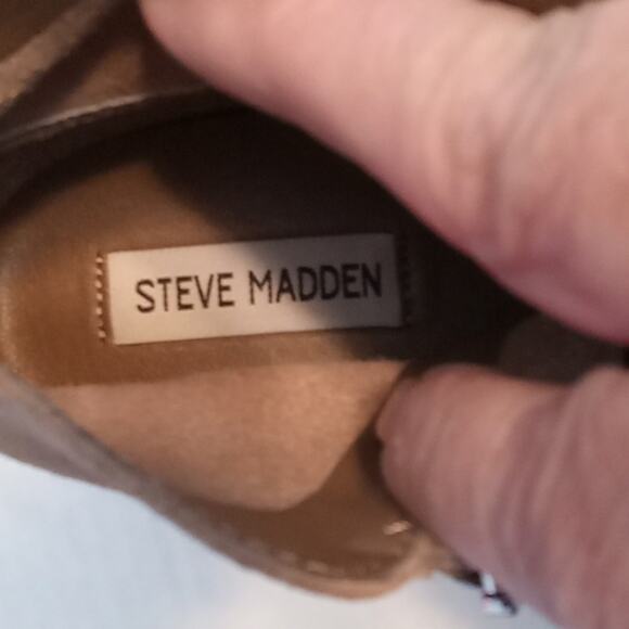 NWOT Steve Madden Women's Size 8.5 Glided Unit Platform High-Top Sneaker. - Picture 3 of 8